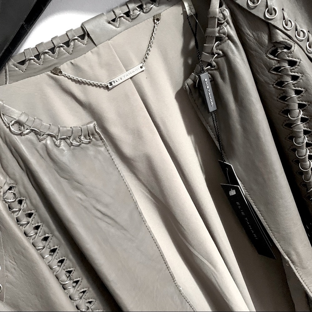 👽 Tahari 👽Veeda Stitch Embellished Leather Coat - Picture 4 of 9